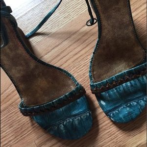 Open toe wedge sandal